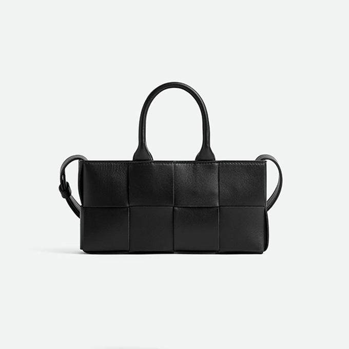 bottega veneta mini east west arco intrecciato leather tote bag #776778